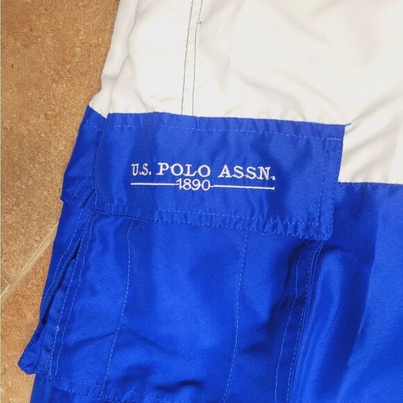 Bundle of 2 men's cargo swim trunks - Picture 4 of 16